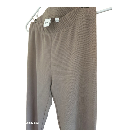 Tna Waffle Knit Butter Leggings, Taupe, Size Medium - Picture 8 of 11